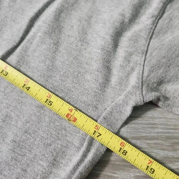 Champion Logo Long Sleeve Tee - Picture 3 of 6